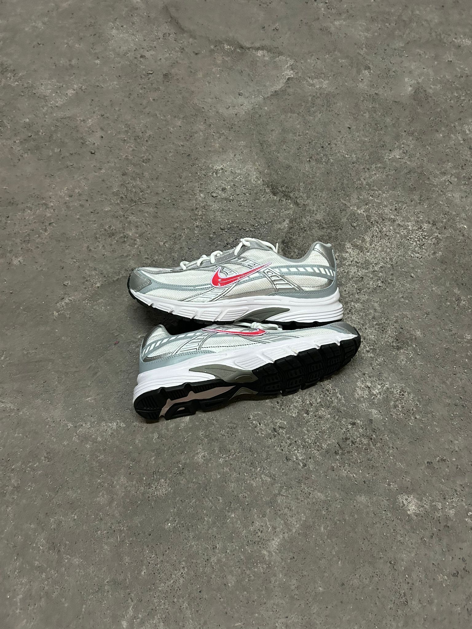 Initiator Wolf Grey