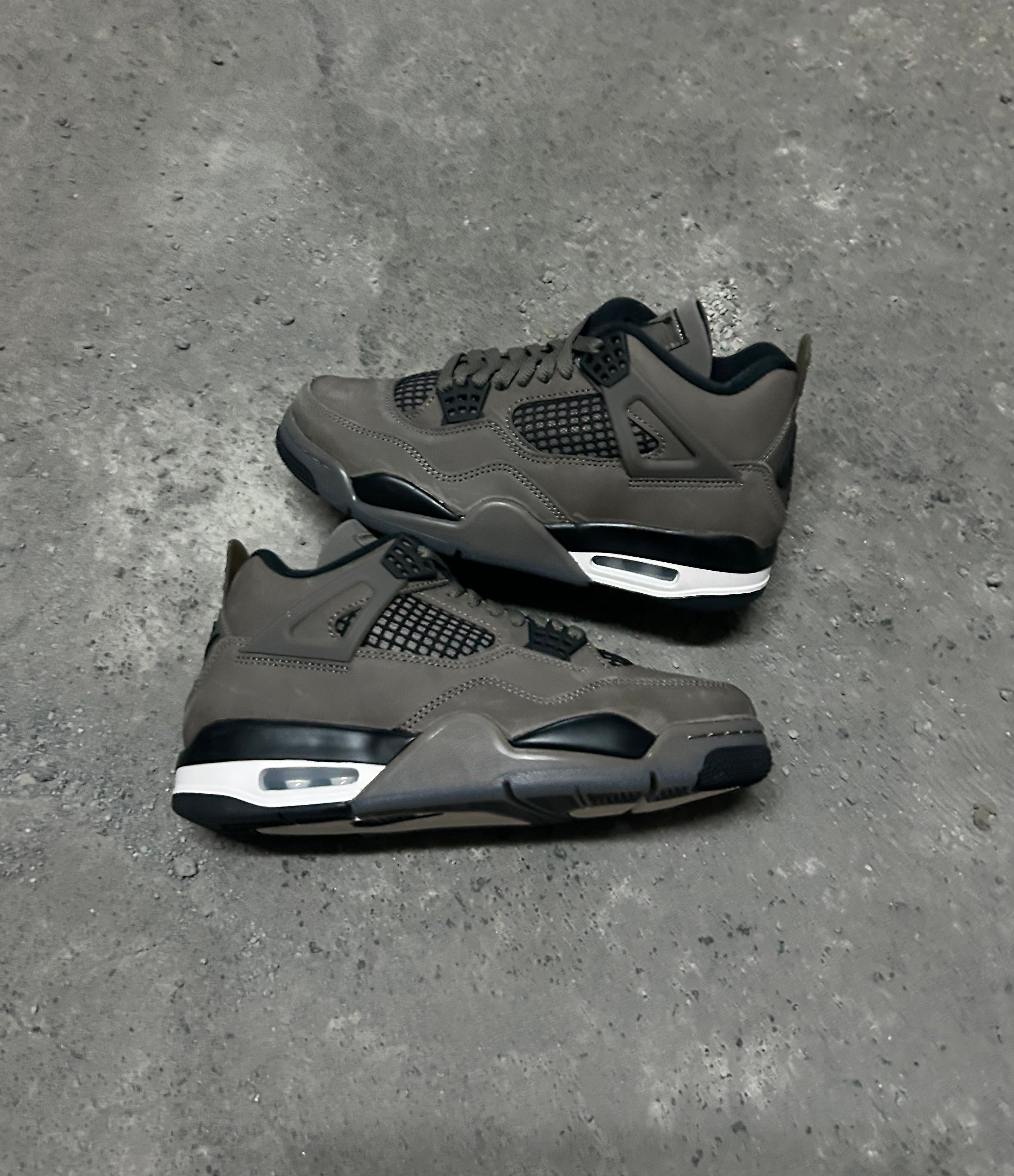 Air Jordan 4 "CaveStone"