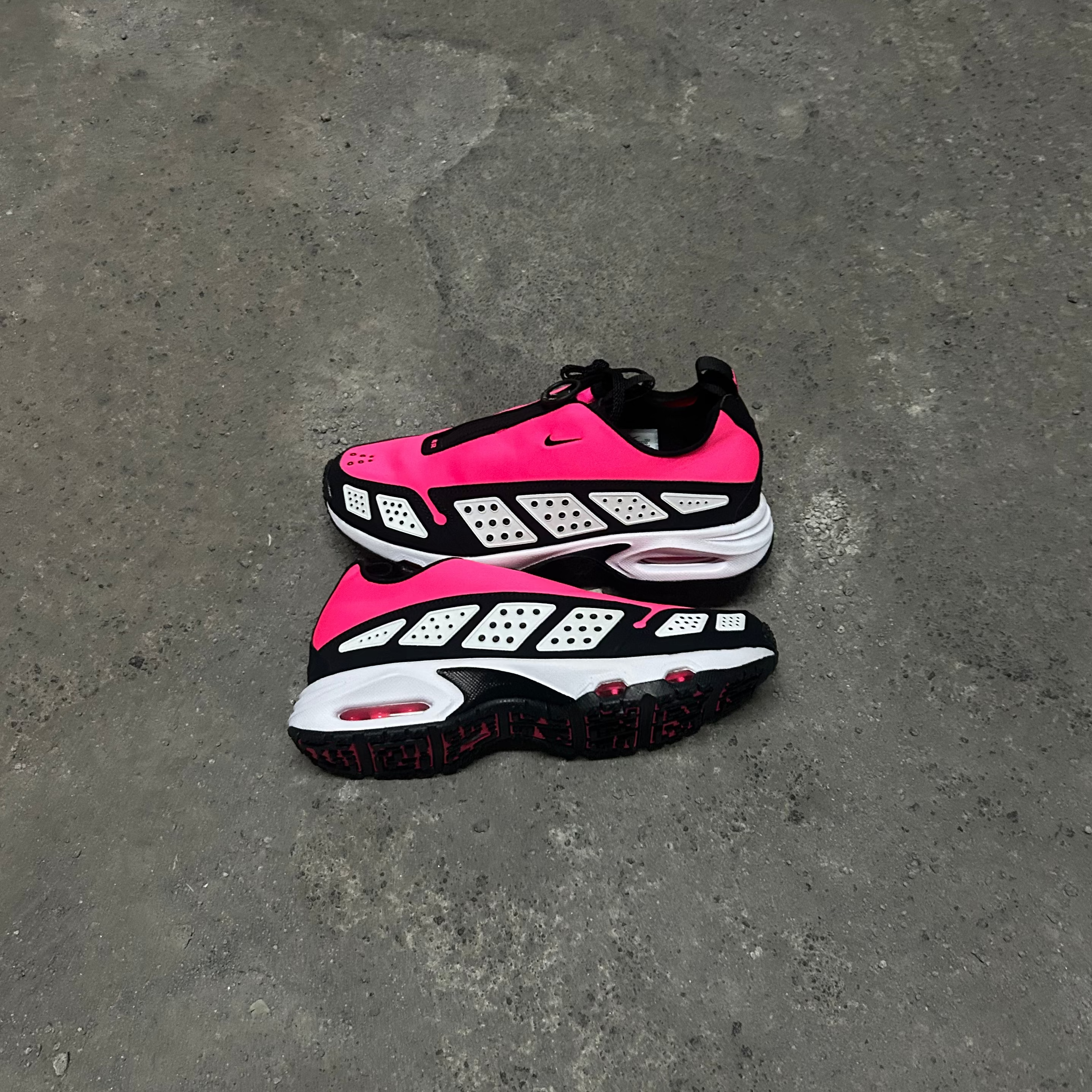 Air Max SNDR Hyper Pink