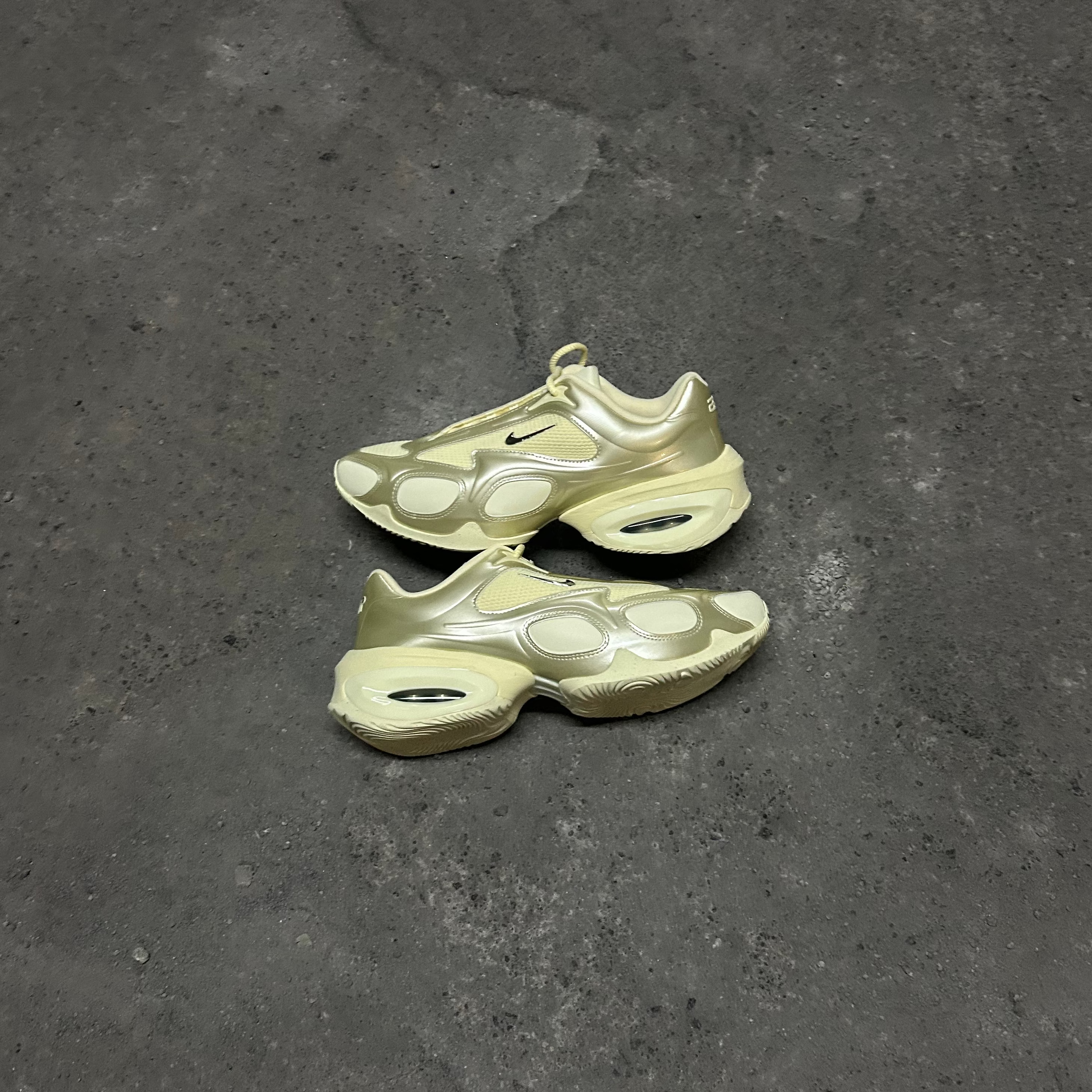 Air Max Muse Canary Yellow