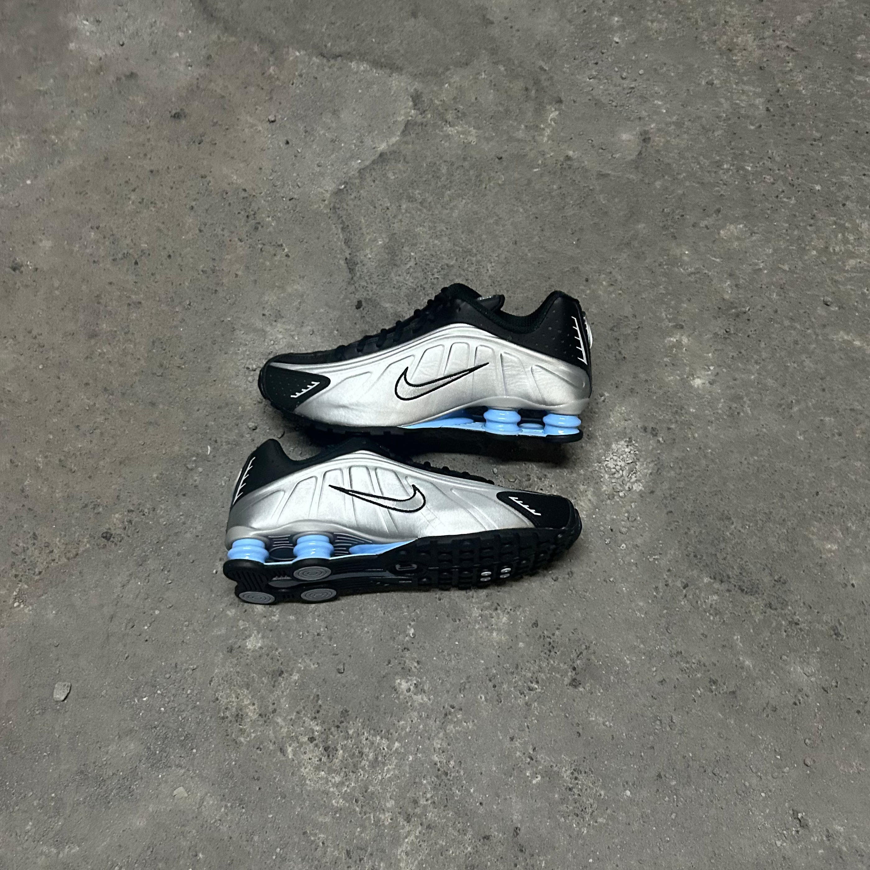 Shox R4 Metallic Blu